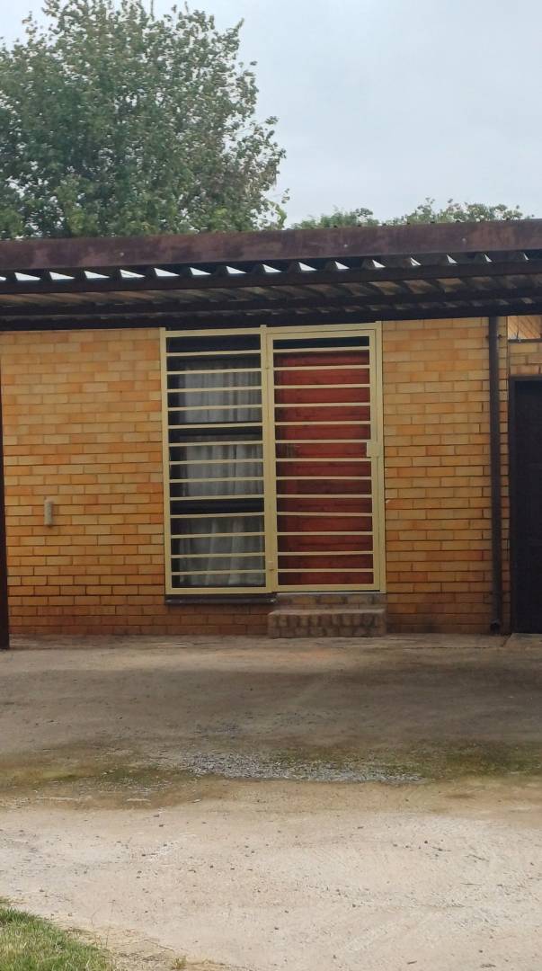 To Let 2 Bedroom Property for Rent in Silverton Ext 5 Gauteng