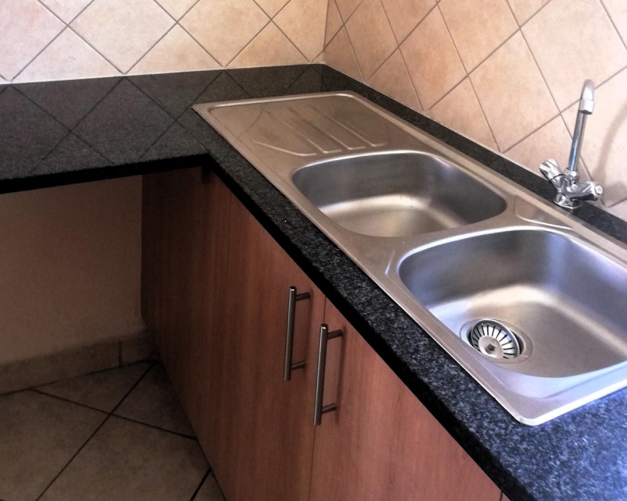2 Bedroom Property for Sale in Olympus AH Gauteng