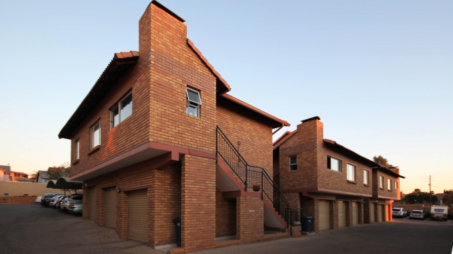 2 Bedroom Property for Sale in Olympus AH Gauteng