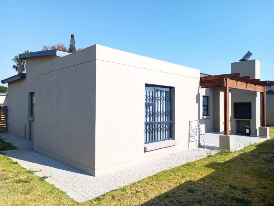 To Let 3 Bedroom Property for Rent in Terenure Gauteng