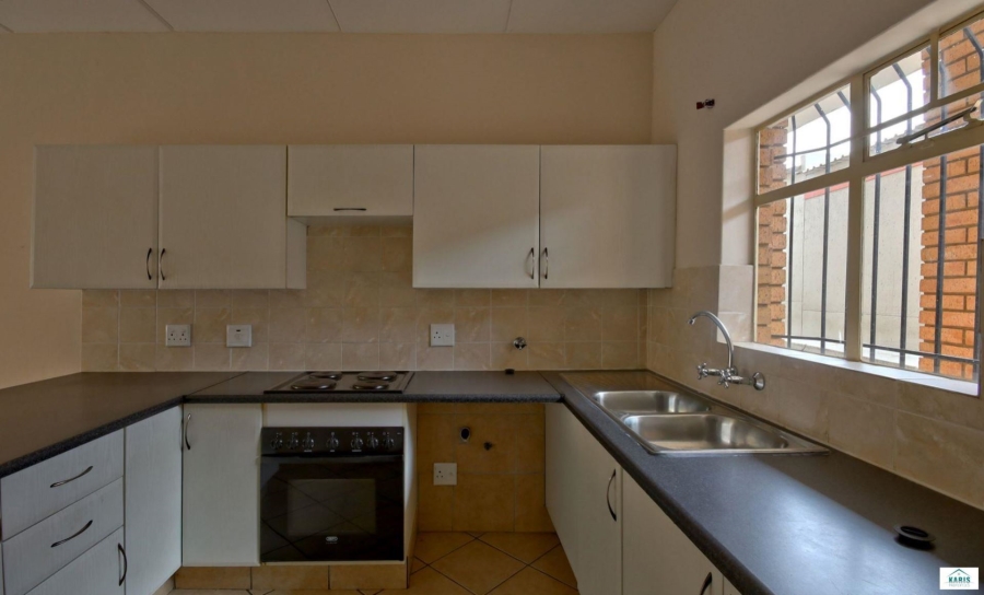 To Let 2 Bedroom Property for Rent in Northwold Gauteng