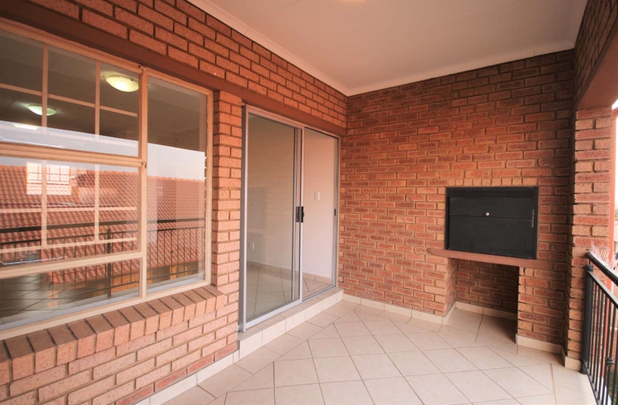 To Let 2 Bedroom Property for Rent in Hazeldean Gauteng