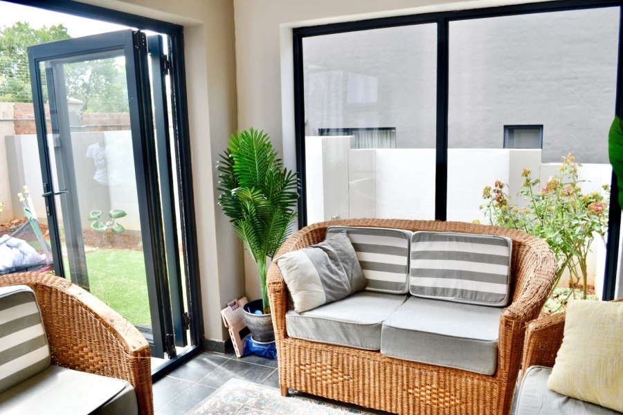 To Let 2 Bedroom Property for Rent in Olympus Gauteng