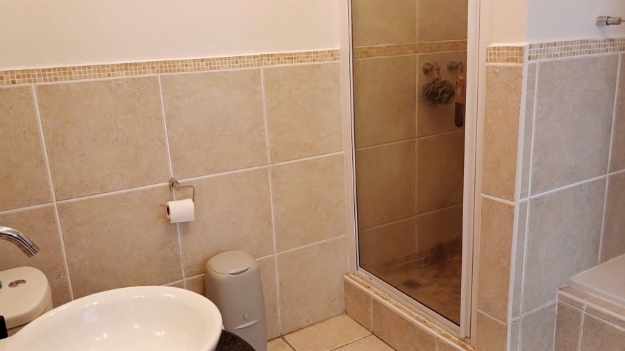 To Let 2 Bedroom Property for Rent in Morningside Gauteng