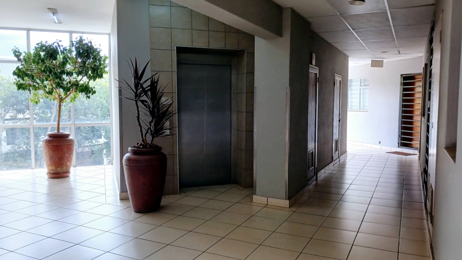 To Let 2 Bedroom Property for Rent in Morningside Gauteng