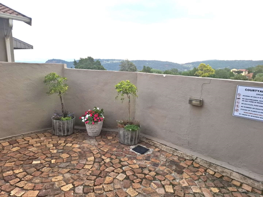 To Let 2 Bedroom Property for Rent in Mulbarton Gauteng