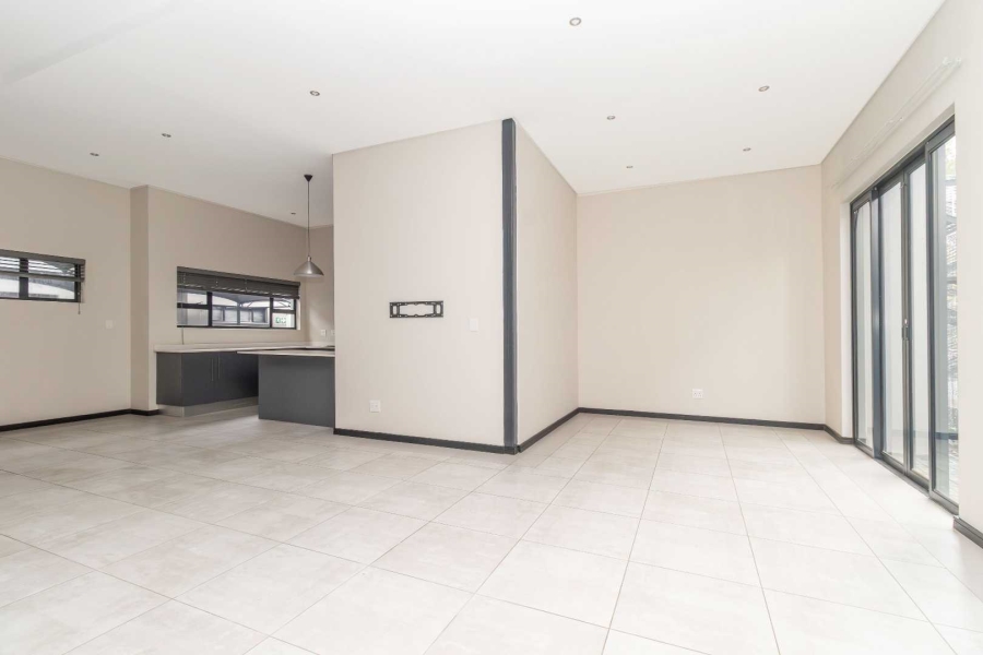 3 Bedroom Property for Sale in Parkmore Gauteng