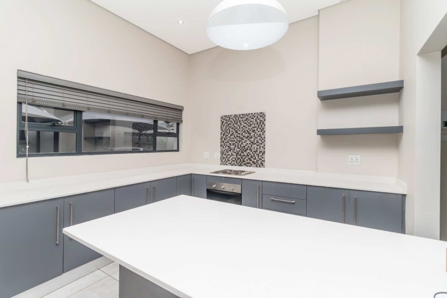 3 Bedroom Property for Sale in Parkmore Gauteng