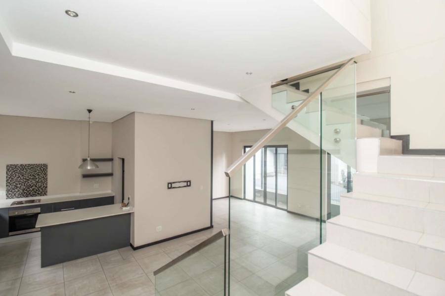To Let 3 Bedroom Property for Rent in Parkmore Gauteng