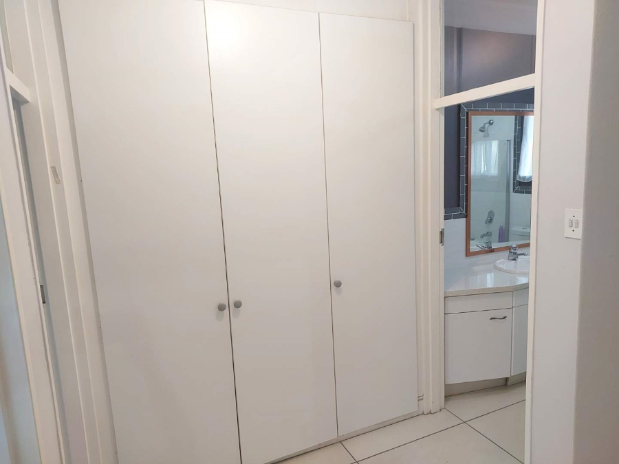 To Let 2 Bedroom Property for Rent in Sandton Central Gauteng