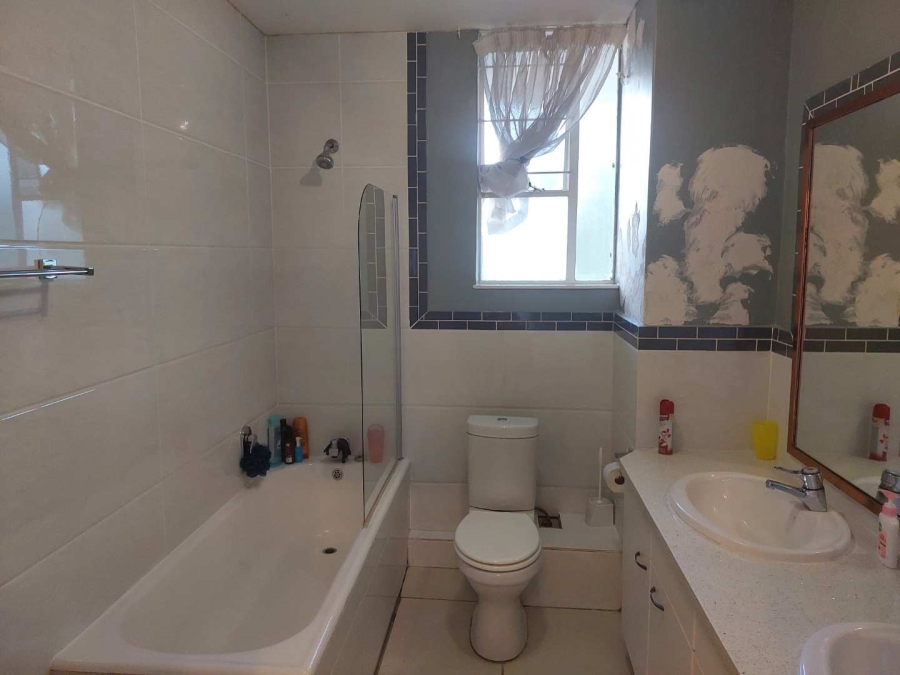 To Let 2 Bedroom Property for Rent in Sandton Central Gauteng