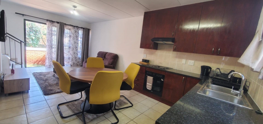 3 Bedroom Property for Sale in Wilgeheuwel Gauteng