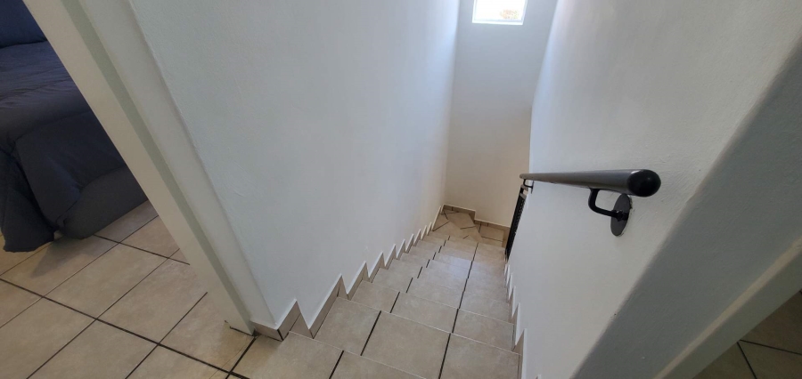 3 Bedroom Property for Sale in Wilgeheuwel Gauteng
