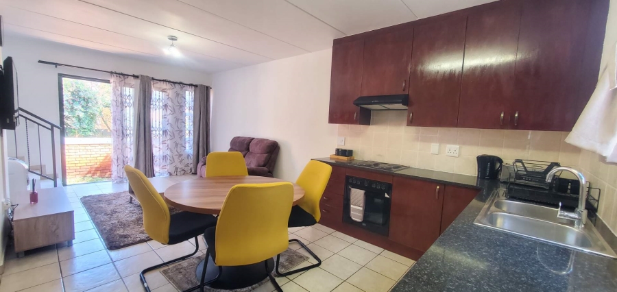 3 Bedroom Property for Sale in Wilgeheuwel Gauteng