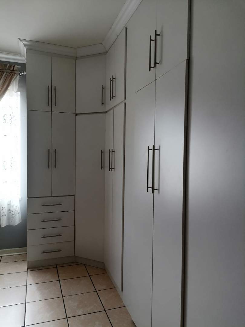 2 Bedroom Property for Sale in Springs Central Gauteng