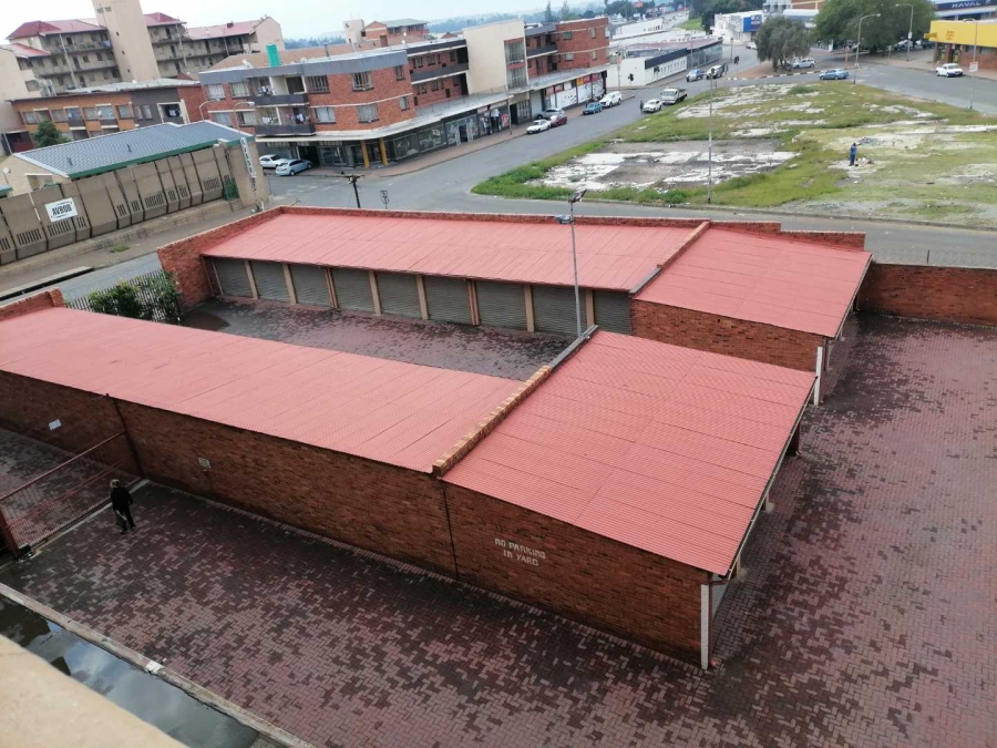 2 Bedroom Property for Sale in Springs Central Gauteng
