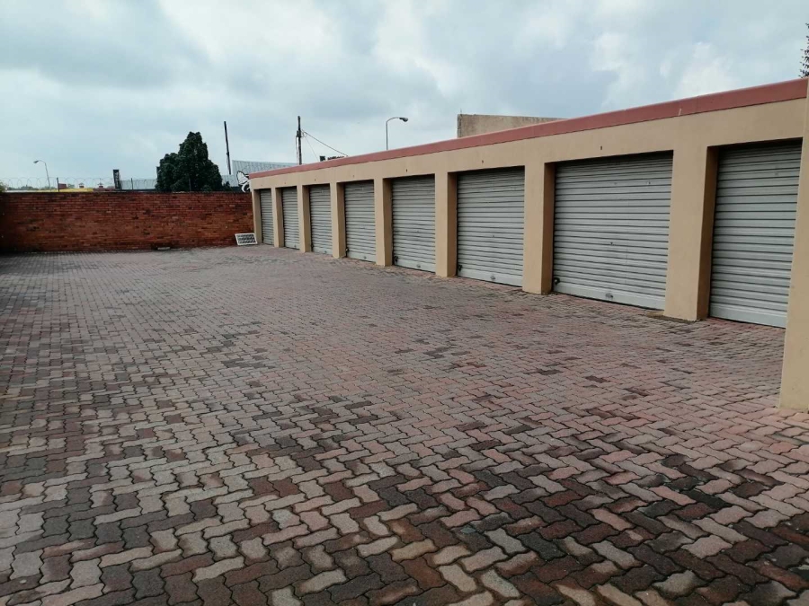 2 Bedroom Property for Sale in Springs Central Gauteng