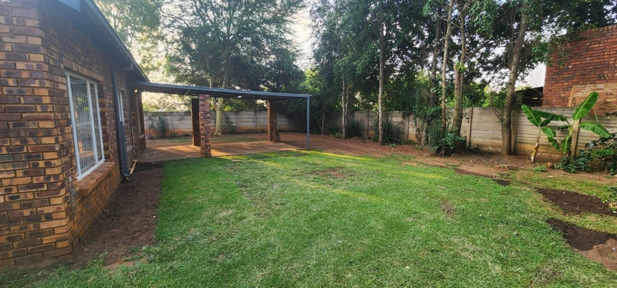 To Let 2 Bedroom Property for Rent in Rayton Gauteng