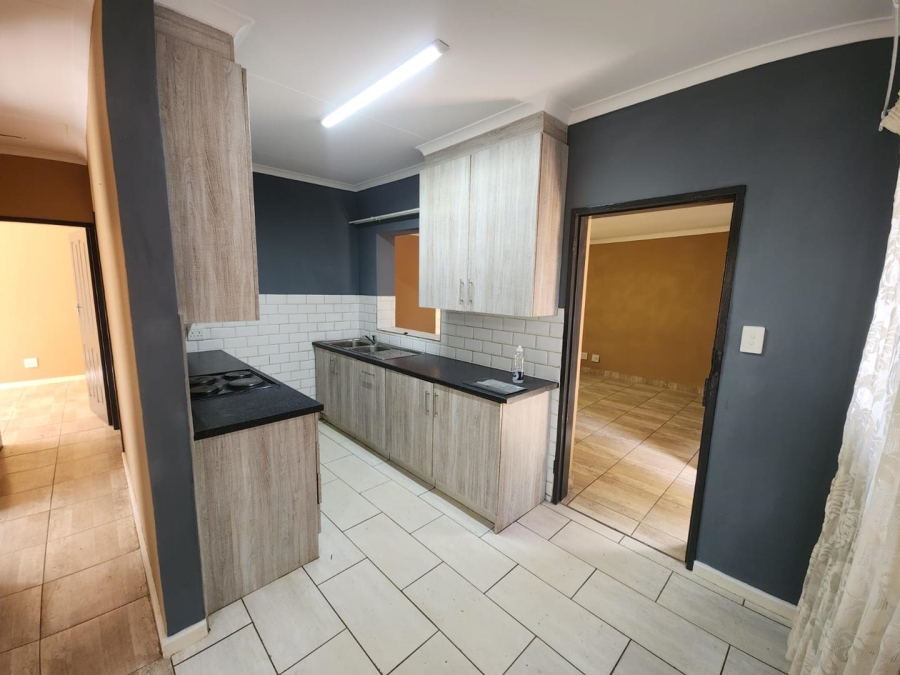 To Let 2 Bedroom Property for Rent in Rayton Gauteng