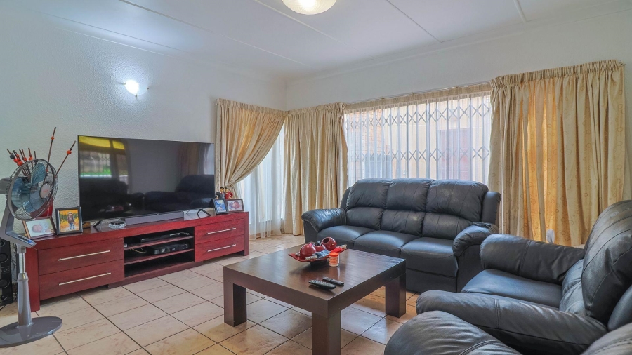 3 Bedroom Property for Sale in Randhart Gauteng