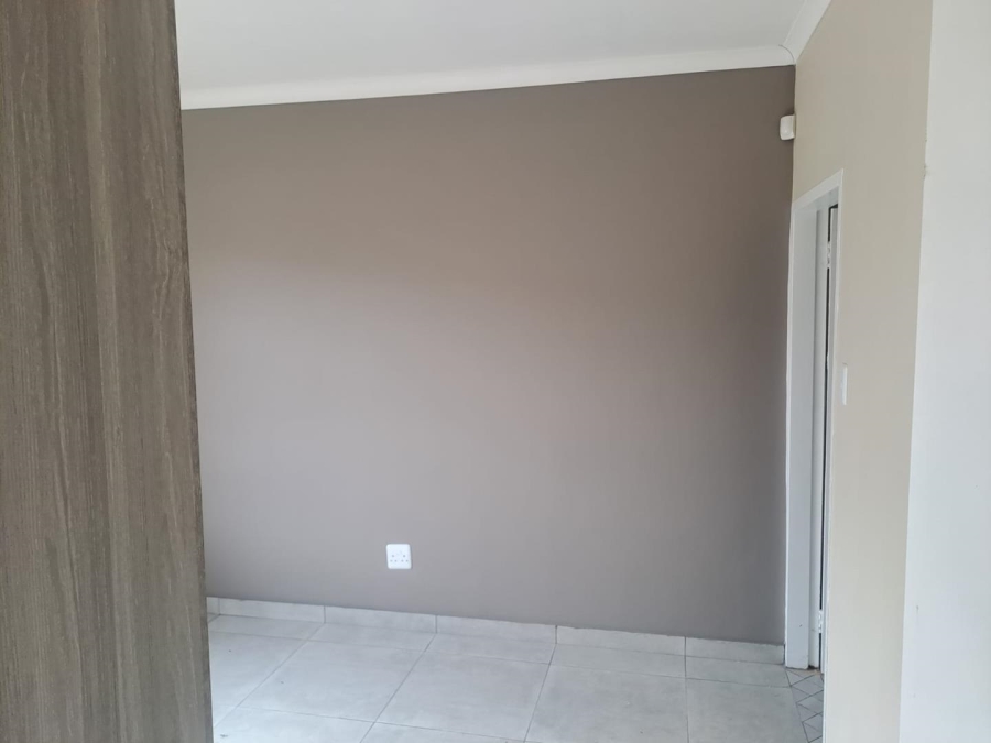 To Let 2 Bedroom Property for Rent in Riversdale Gauteng