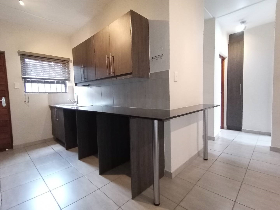 To Let 2 Bedroom Property for Rent in Terenure Gauteng