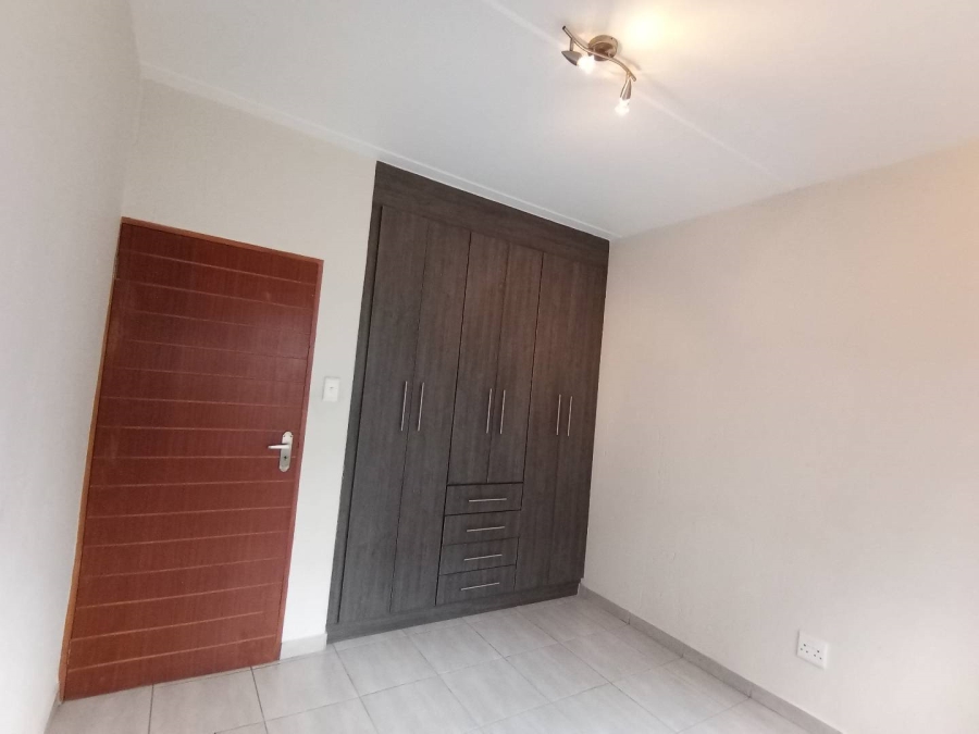To Let 2 Bedroom Property for Rent in Terenure Gauteng