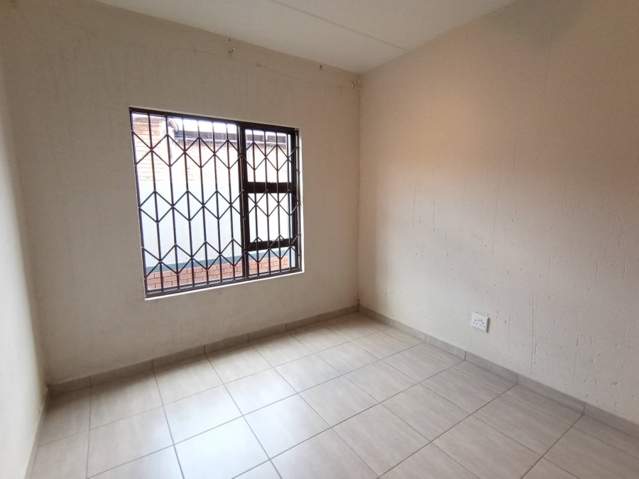 To Let 2 Bedroom Property for Rent in Terenure Gauteng