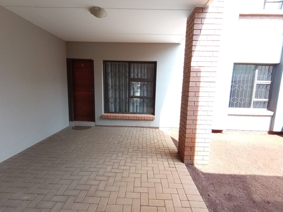 To Let 2 Bedroom Property for Rent in Terenure Gauteng