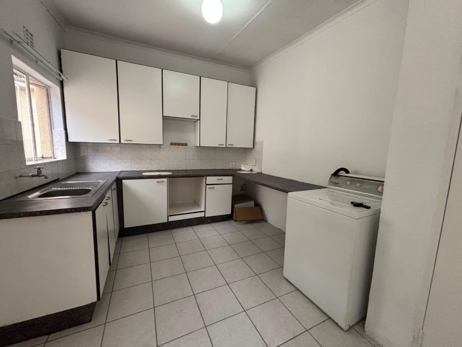 To Let 1 Bedroom Property for Rent in Randpark Ridge Gauteng