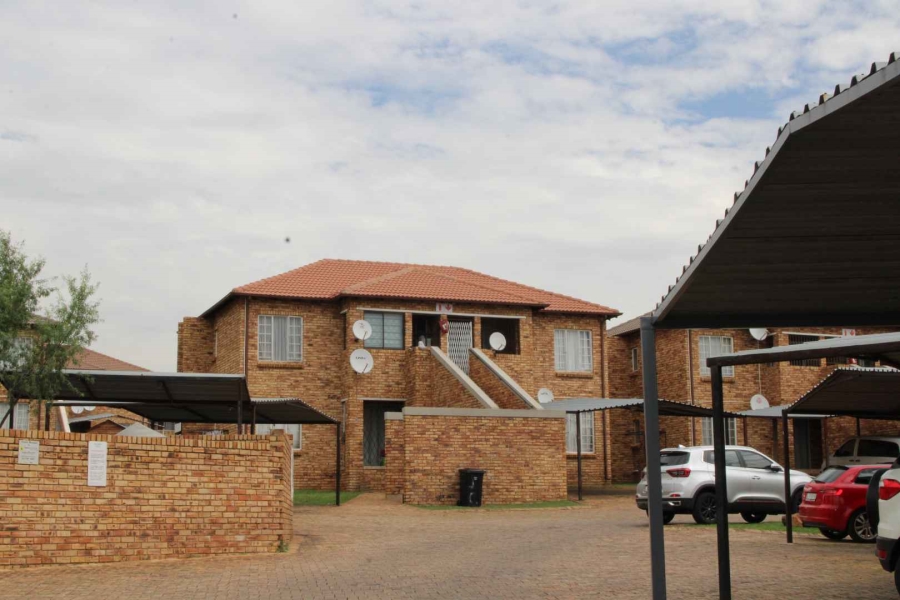 2 Bedroom Property for Sale in Elandspark Gauteng