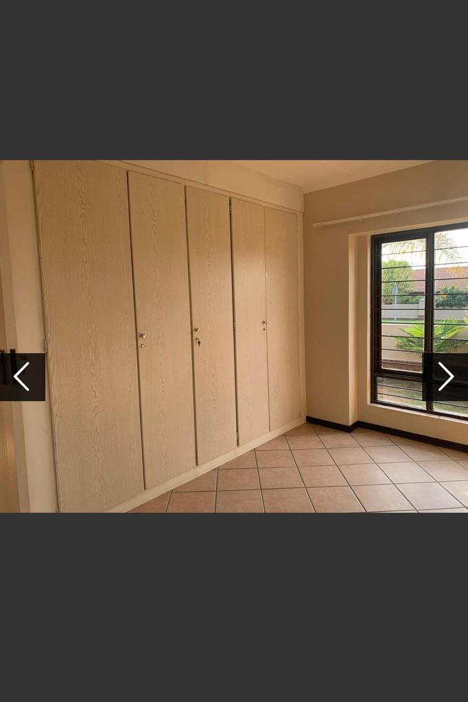 To Let 3 Bedroom Property for Rent in Crescent Wood Country Estate Gauteng
