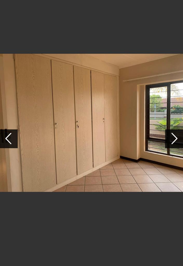 To Let 3 Bedroom Property for Rent in Crescent Wood Country Estate Gauteng