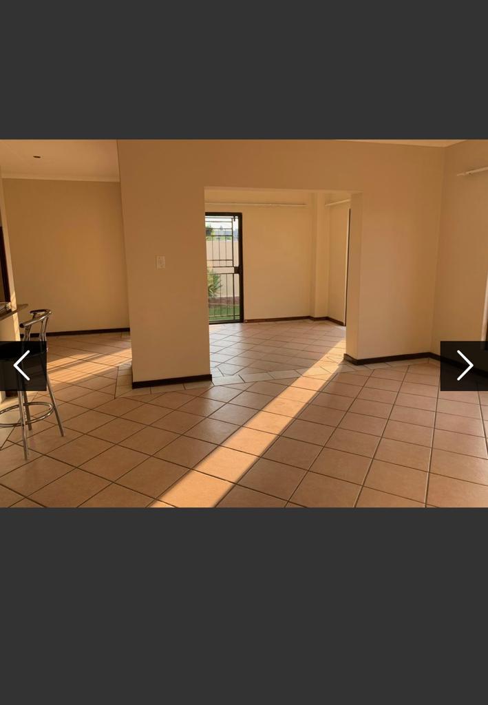 To Let 3 Bedroom Property for Rent in Crescent Wood Country Estate Gauteng