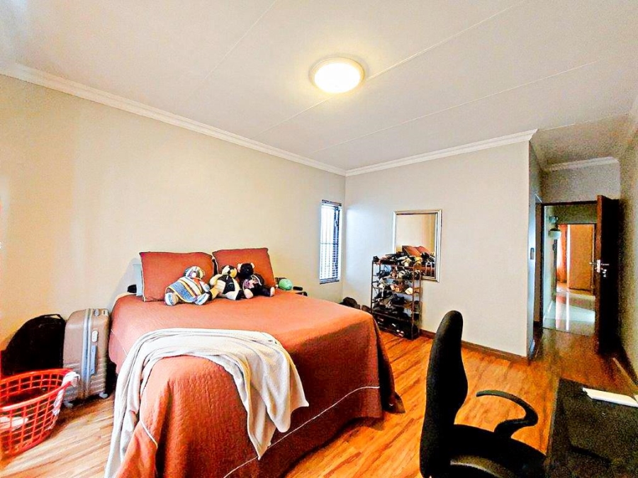 4 Bedroom Property for Sale in Olympus AH Gauteng