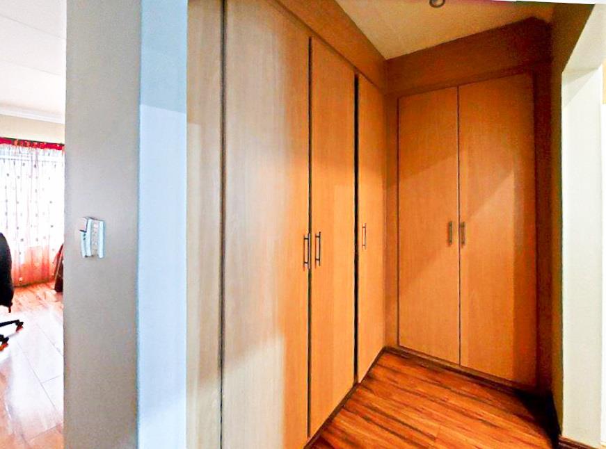 4 Bedroom Property for Sale in Olympus AH Gauteng