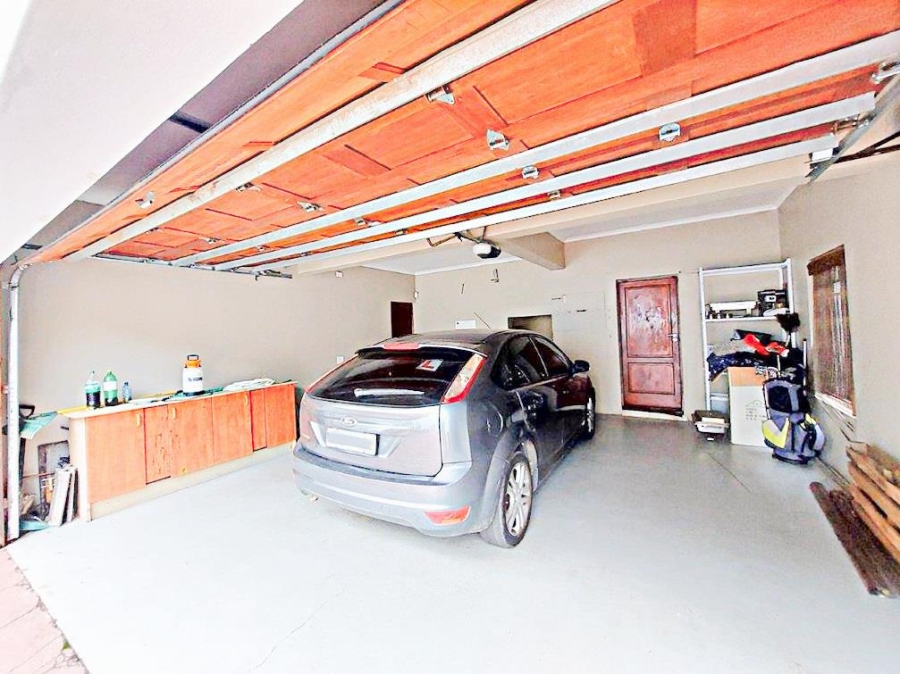 4 Bedroom Property for Sale in Olympus AH Gauteng