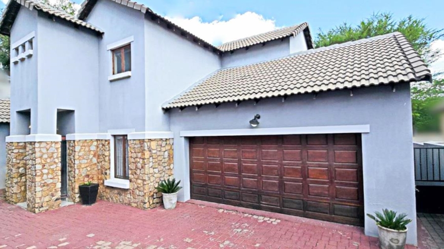 4 Bedroom Property for Sale in Olympus AH Gauteng