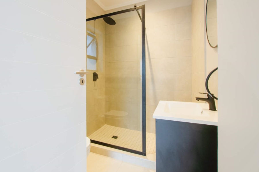 To Let 2 Bedroom Property for Rent in Bryanston Gauteng