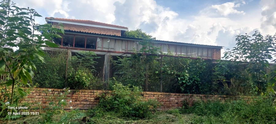 14 Bedroom Property for Sale in Mooiplaas Gauteng