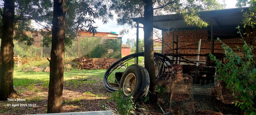 14 Bedroom Property for Sale in Mooiplaas Gauteng