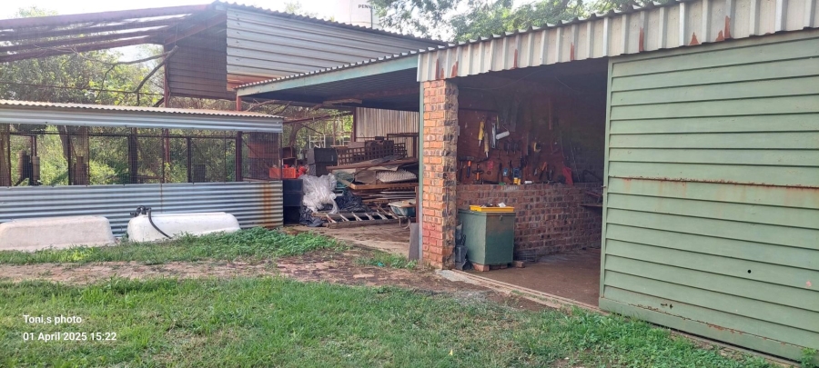 14 Bedroom Property for Sale in Mooiplaas Gauteng