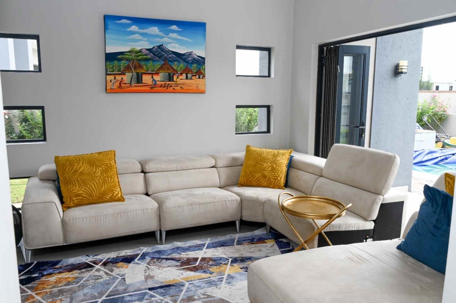 To Let 4 Bedroom Property for Rent in Six Fountains Residential Estate Gauteng