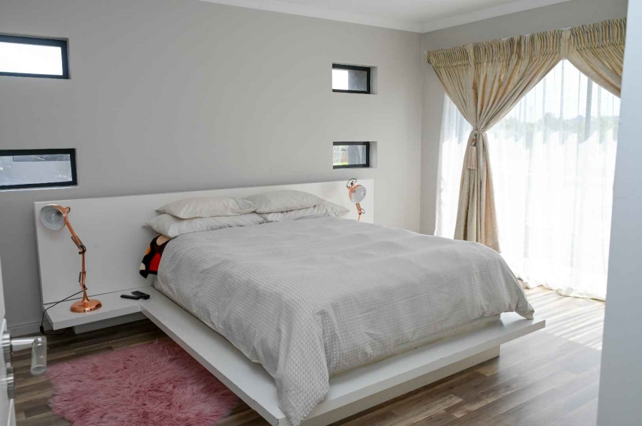To Let 4 Bedroom Property for Rent in Six Fountains Residential Estate Gauteng