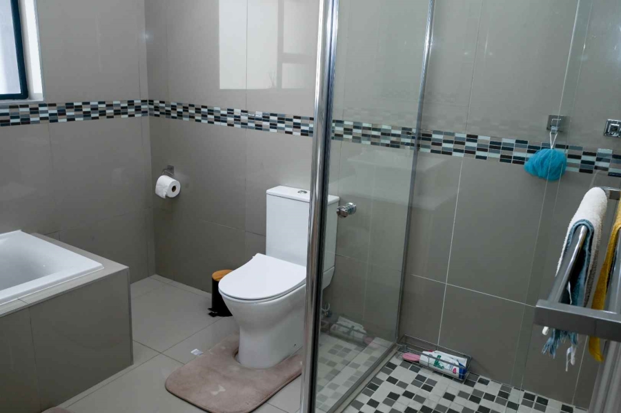 To Let 4 Bedroom Property for Rent in Six Fountains Residential Estate Gauteng