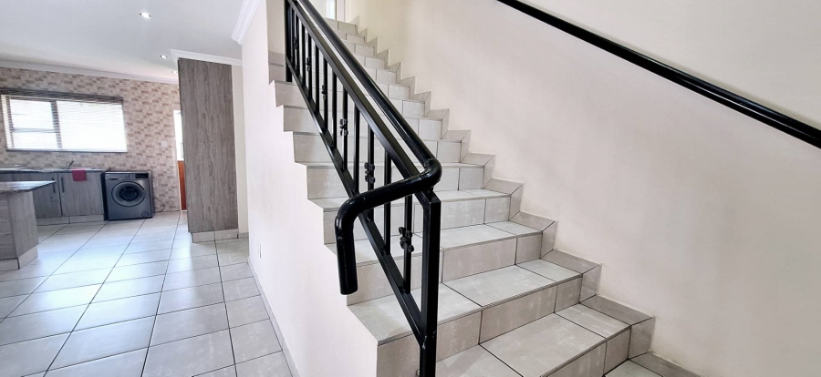 3 Bedroom Property for Sale in Brackenhurst Gauteng