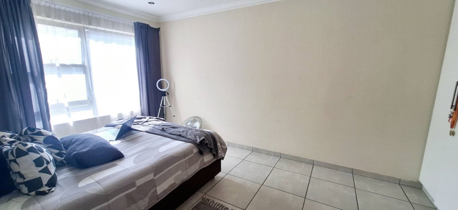 3 Bedroom Property for Sale in Brackenhurst Gauteng