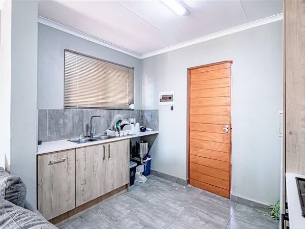 2 Bedroom Property for Sale in Klerksoord Gauteng