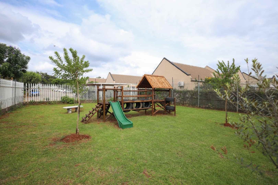To Let 2 Bedroom Property for Rent in Montana Gauteng