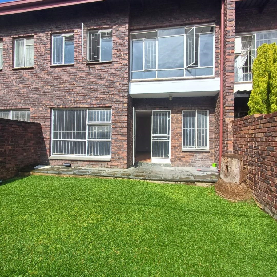 3 Bedroom Property for Sale in Hermanstad Gauteng